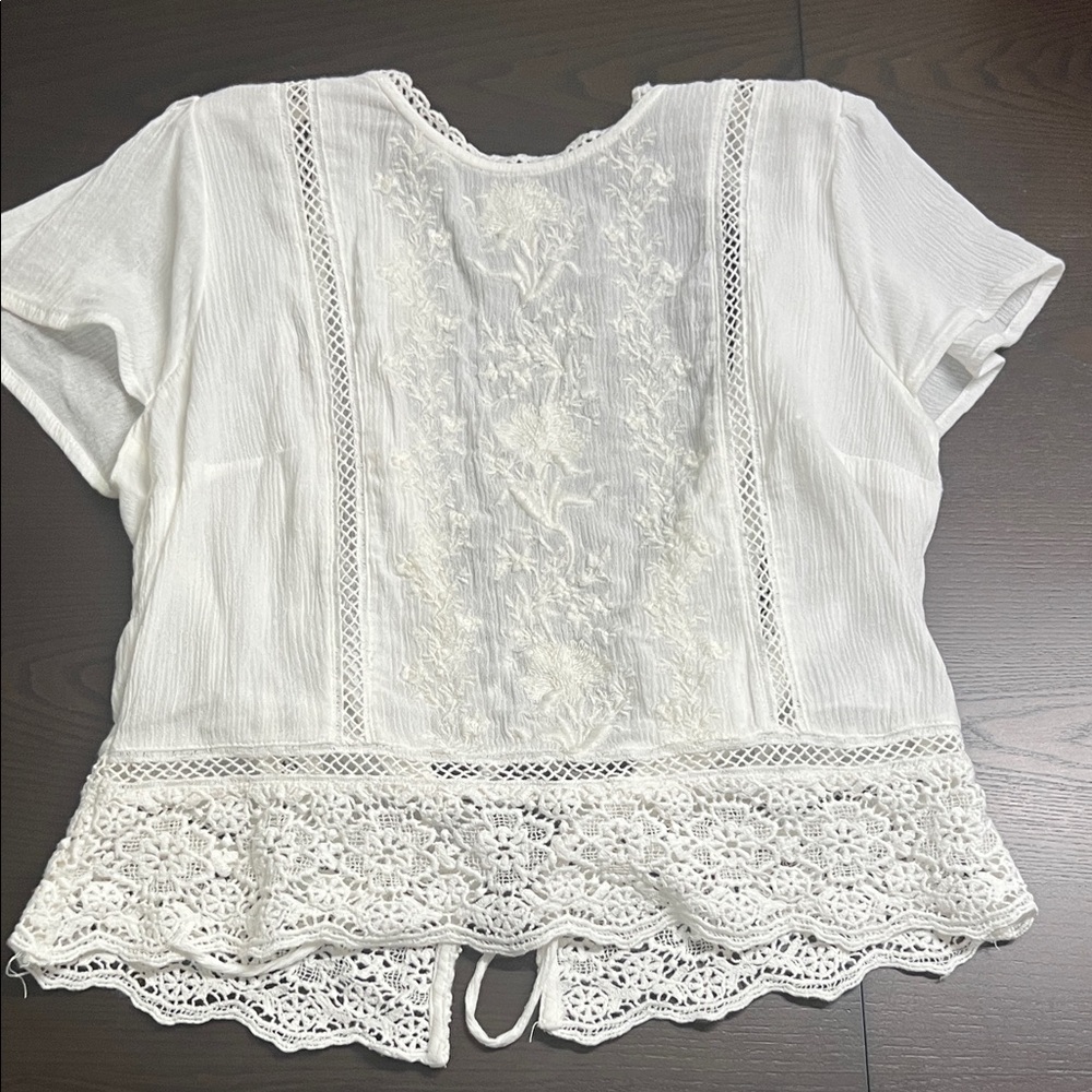 Abercrombie & Fitch White Lace Blouse